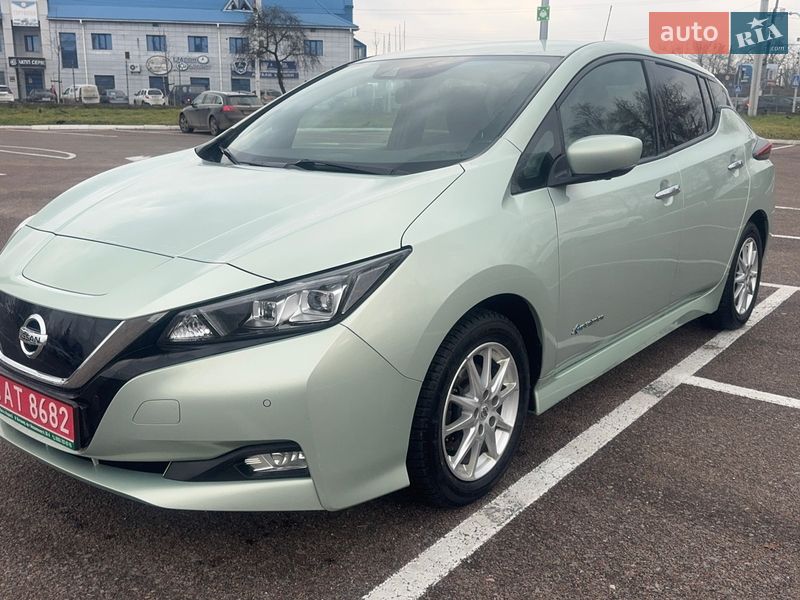 Хэтчбек Nissan Leaf 2018 в Житомире