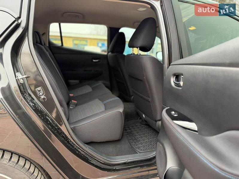 Хэтчбек Nissan Leaf 2018 в Полтаве