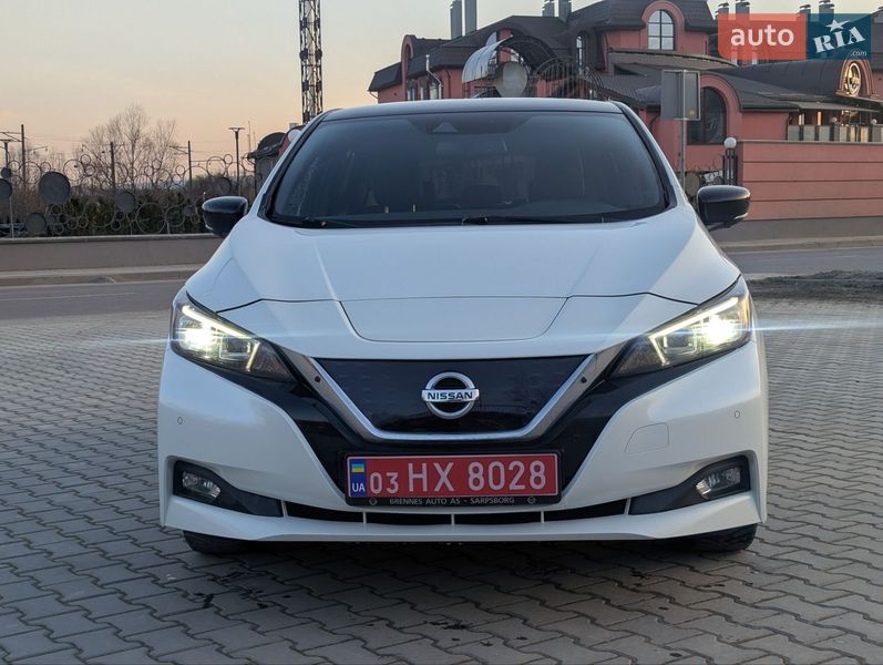 Хэтчбек Nissan Leaf 2018 в Дрогобыче