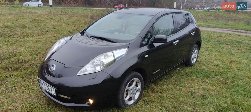 Хэтчбек Nissan Leaf 2014 в Житомире