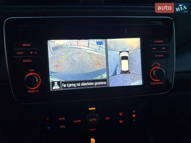 Хэтчбек Nissan Leaf 2018 в Сокале