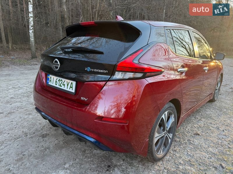 Хэтчбек Nissan Leaf 2020 в Киеве