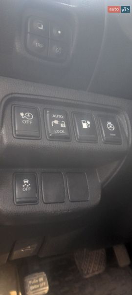 Хетчбек Nissan Leaf 2013 в Ременеві