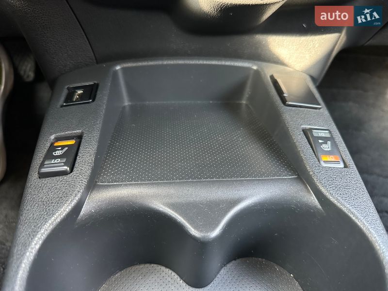 Хэтчбек Nissan Leaf 2013 в Ровно