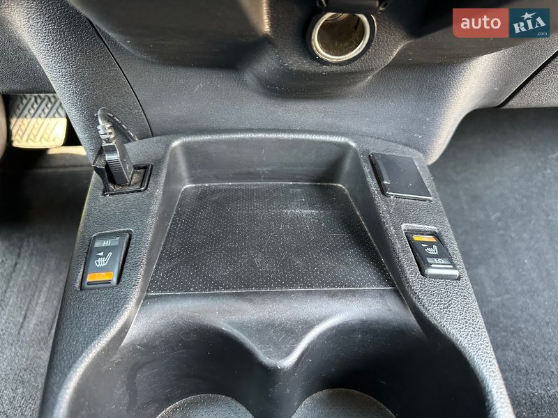 Хэтчбек Nissan Leaf 2014 в Ровно