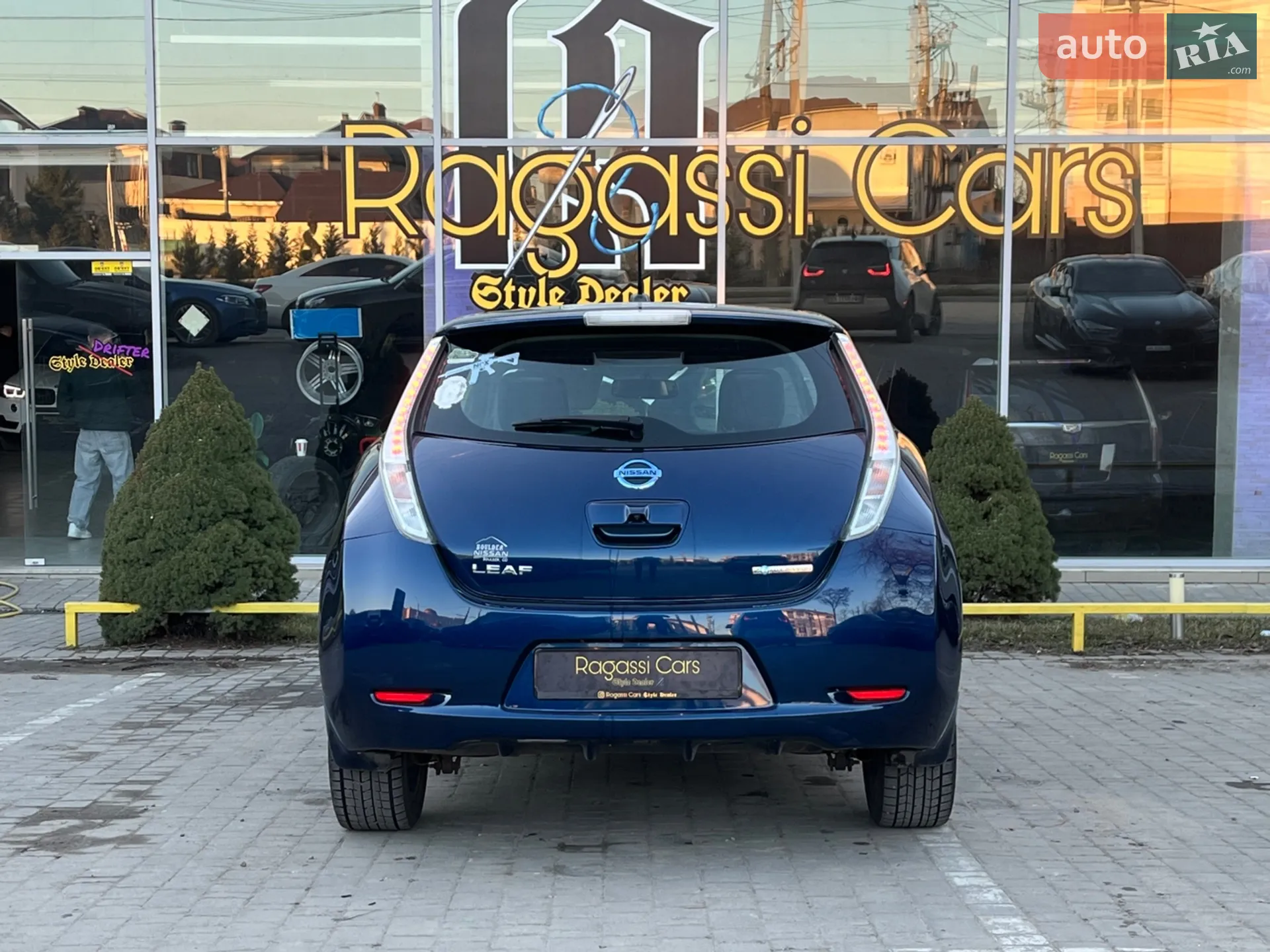 2016 Nissan Leaf - мініатюра 6