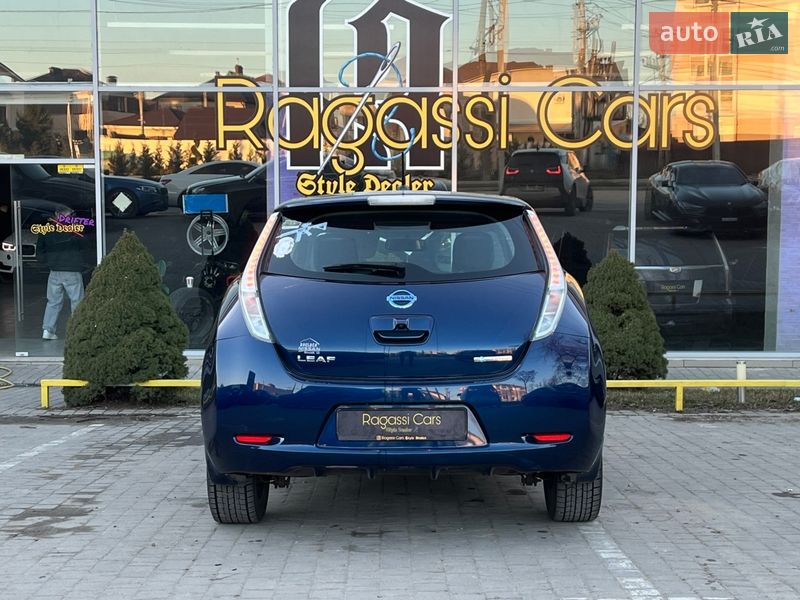 Хэтчбек Nissan Leaf 2016 в Одессе