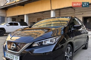 Хетчбек Nissan Leaf 2018 в Києві