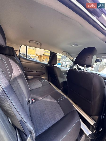 Хетчбек Nissan Leaf 2018 в Києві