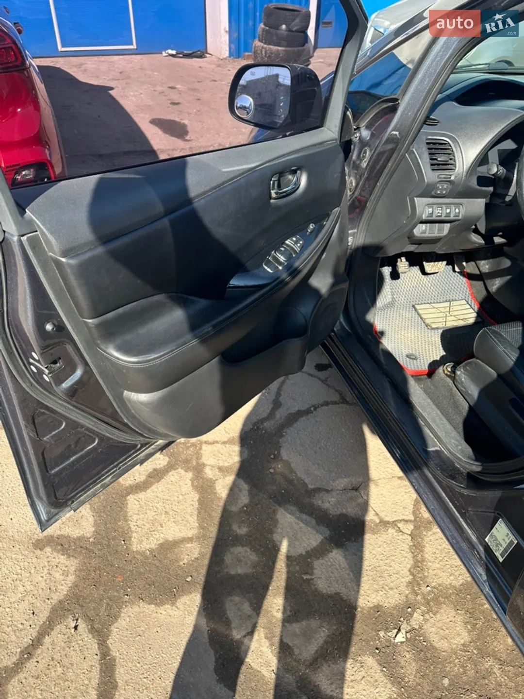 2013 Nissan Leaf - мініатюра 16