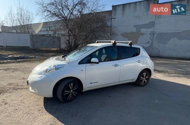 Хэтчбек Nissan Leaf 2013 в Ровно