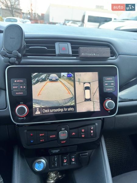 Хэтчбек Nissan Leaf 2021 в Львове