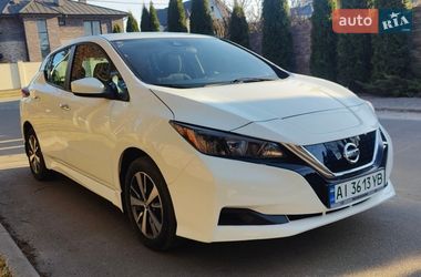 Хетчбек Nissan Leaf 2020 в Києві
