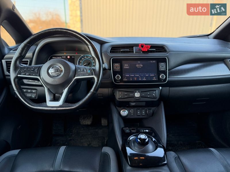 Хэтчбек Nissan Leaf 2021 в Тернополе