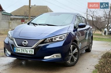 Хетчбек Nissan Leaf 2018 в Білгороді-Дністровському