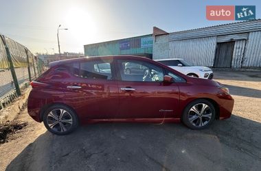 Хэтчбек Nissan Leaf 2018 в Ровно