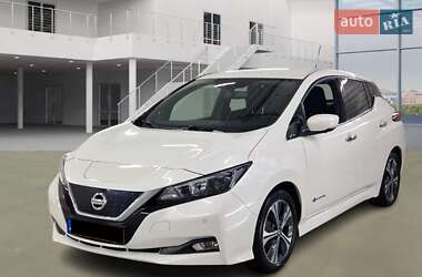 Хетчбек Nissan Leaf 2020 в Чернівцях
