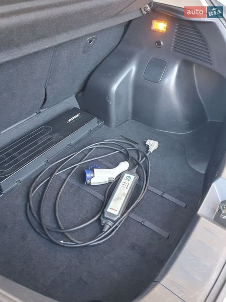 Хетчбек Nissan Leaf 2014 в Горі