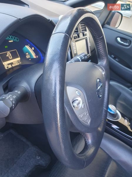 Хетчбек Nissan Leaf 2014 в Горі