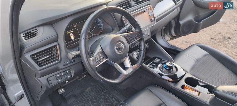 Хэтчбек Nissan Leaf 2018 в Харькове