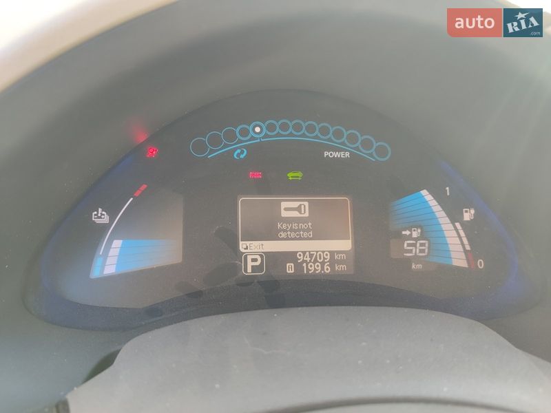 Хэтчбек Nissan Leaf 2011 в Львове