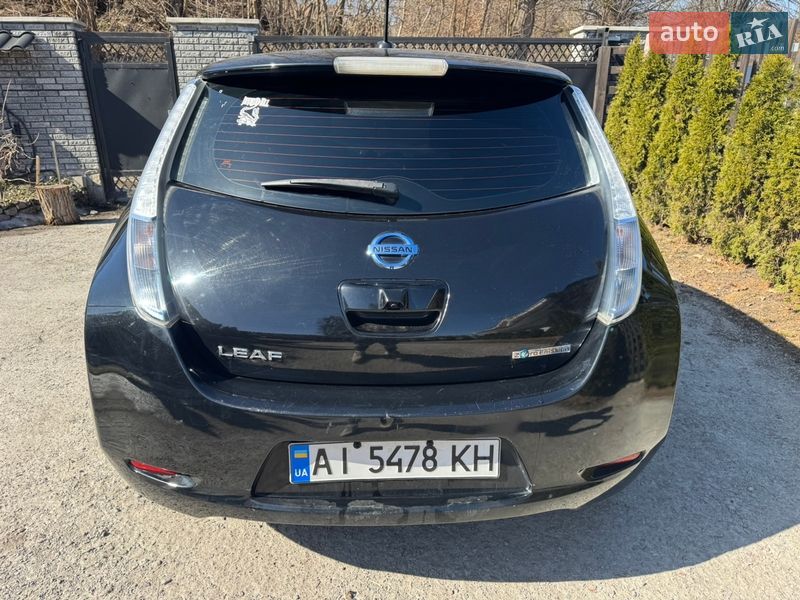 Хэтчбек Nissan Leaf 2013 в Киеве