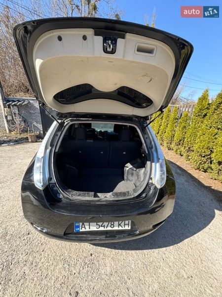 Хэтчбек Nissan Leaf 2013 в Киеве