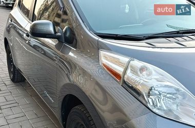 Хэтчбек Nissan Leaf 2015 в Черкассах
