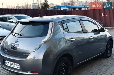 Хэтчбек Nissan Leaf 2015 в Черкассах