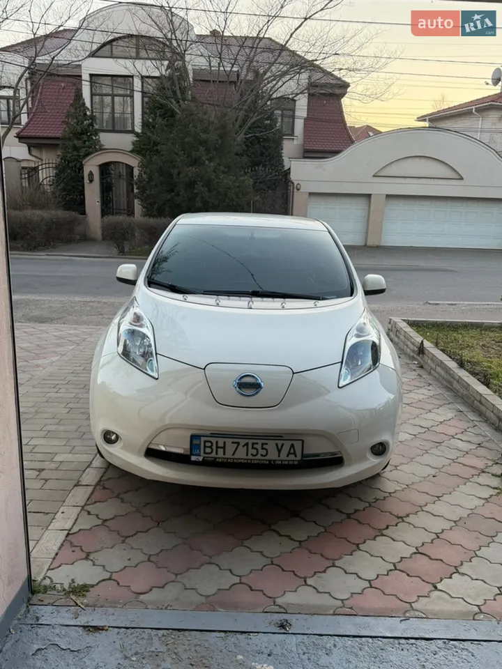 2015 Nissan Leaf - мініатюра 34