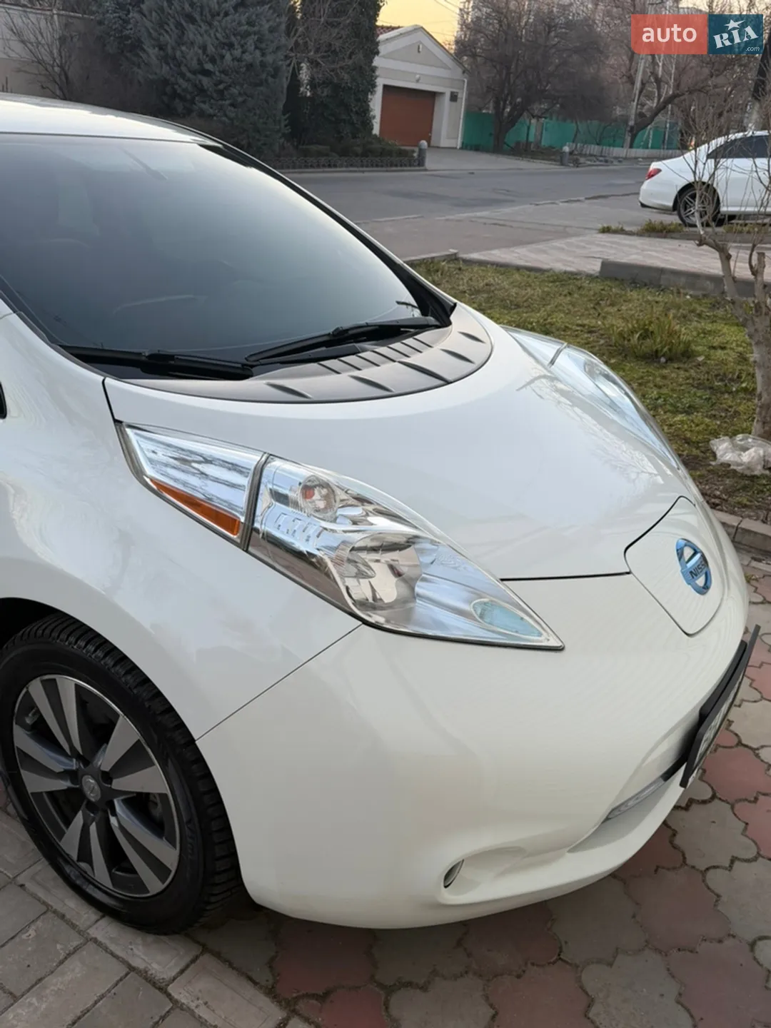 2015 Nissan Leaf - мініатюра 15