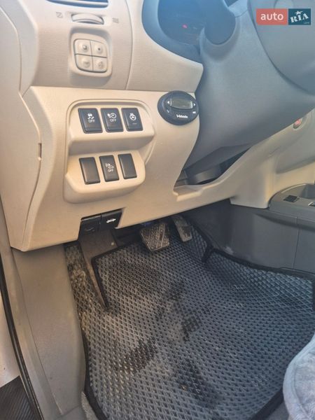 Хетчбек Nissan Leaf 2012 в Харкові