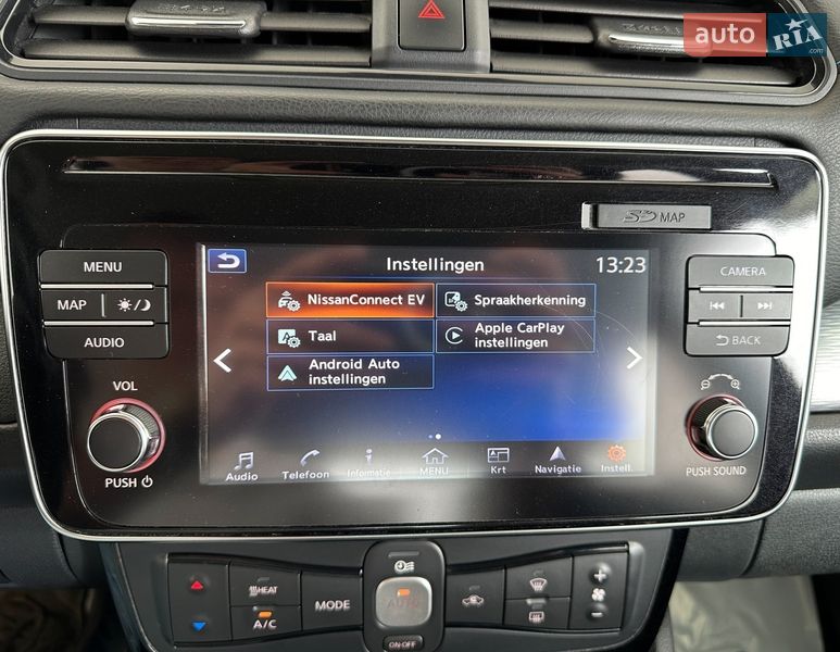 Хэтчбек Nissan Leaf 2018 в Львове