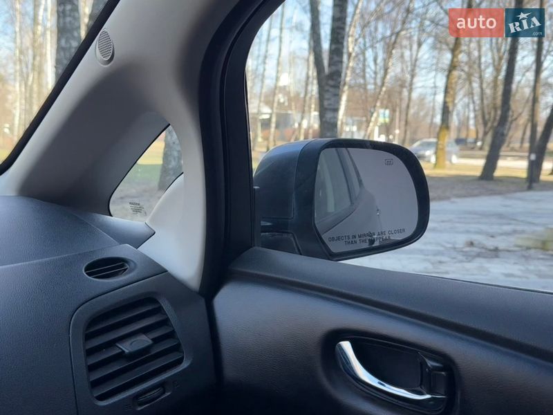 Хэтчбек Nissan Leaf 2015 в Тернополе фото 5 Хэтчбек Nissan Leaf 2015 в Тернополе