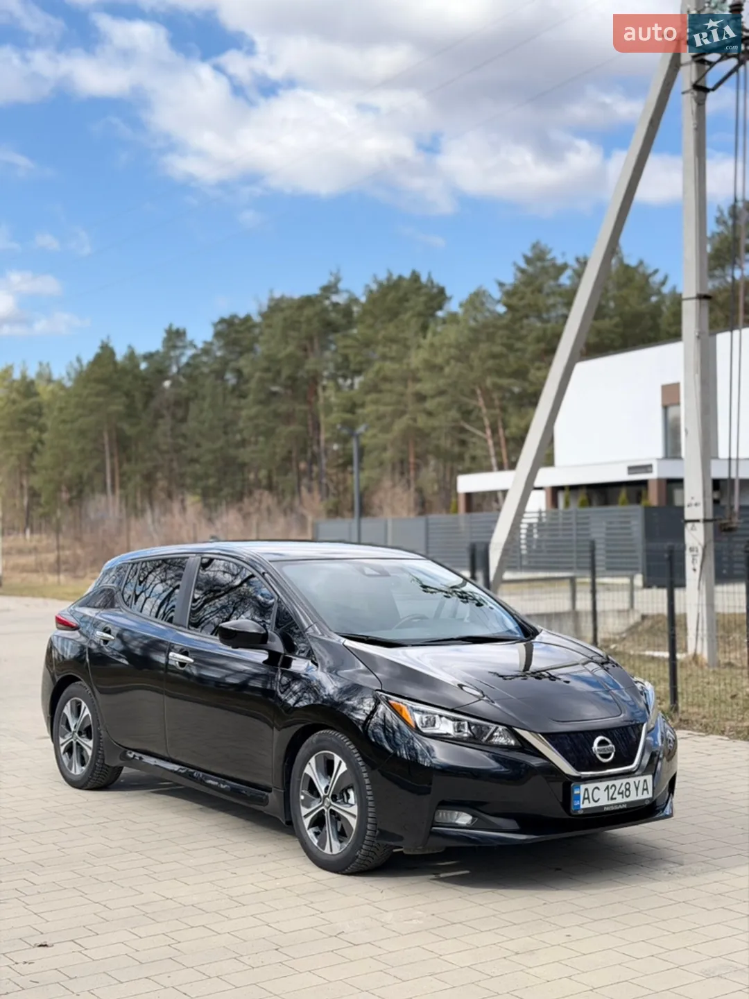 2020 Nissan Leaf - фото 1