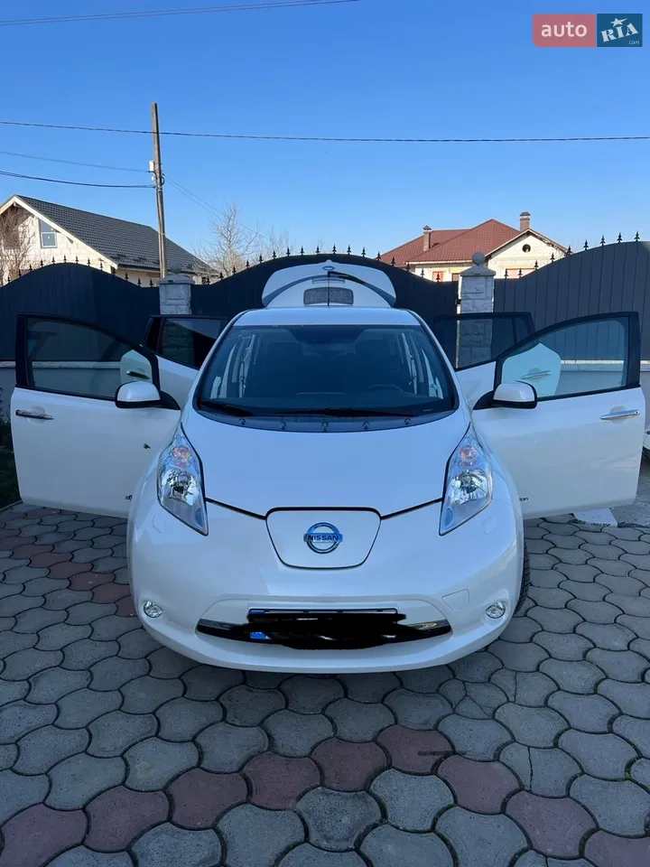 2015 Nissan Leaf - мініатюра 26