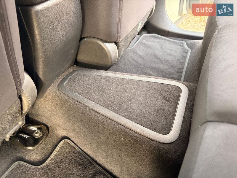 Хэтчбек Nissan Leaf 2019 в Львове фото 37 Хэтчбек Nissan Leaf 2019 в Львове