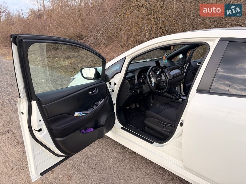 Хэтчбек Nissan Leaf 2019 в Львове фото 40 Хэтчбек Nissan Leaf 2019 в Львове