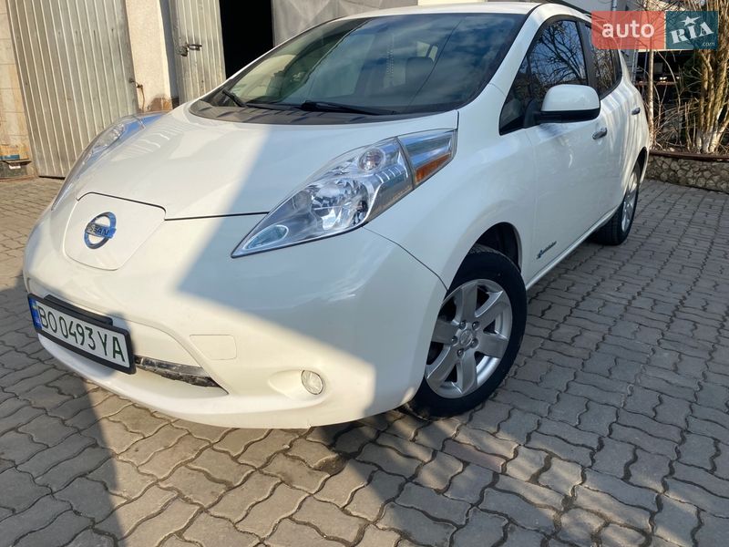 Хэтчбек Nissan Leaf 2014 в Тернополе