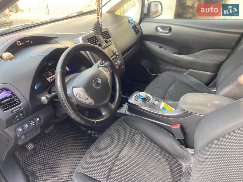 Хэтчбек Nissan Leaf 2014 в Тернополе