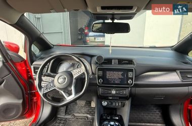 Хэтчбек Nissan Leaf 2020 в Волочиске