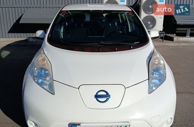 Хэтчбек Nissan Leaf 2013 в Чернигове