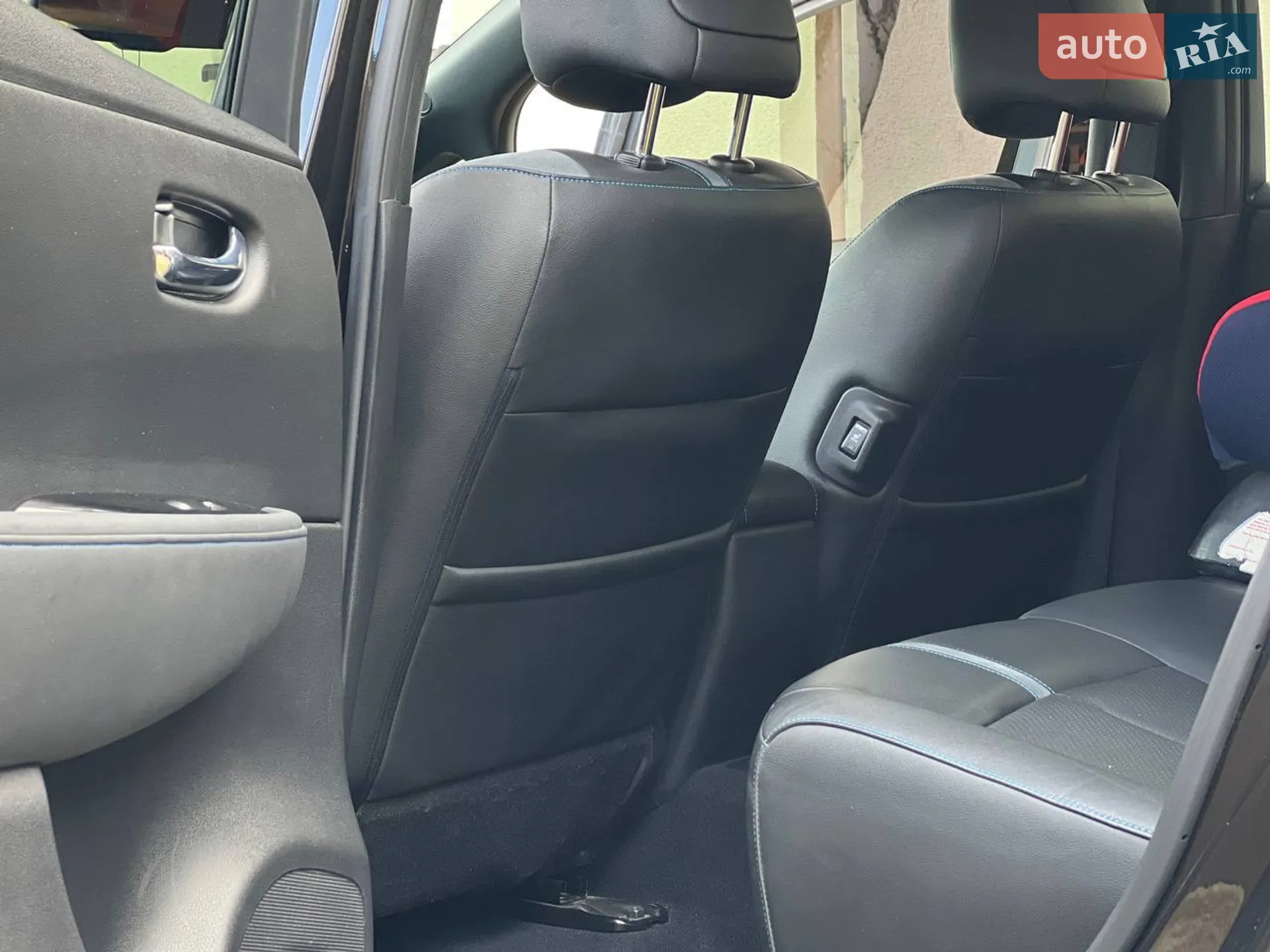 2020 Nissan Leaf - мініатюра 9