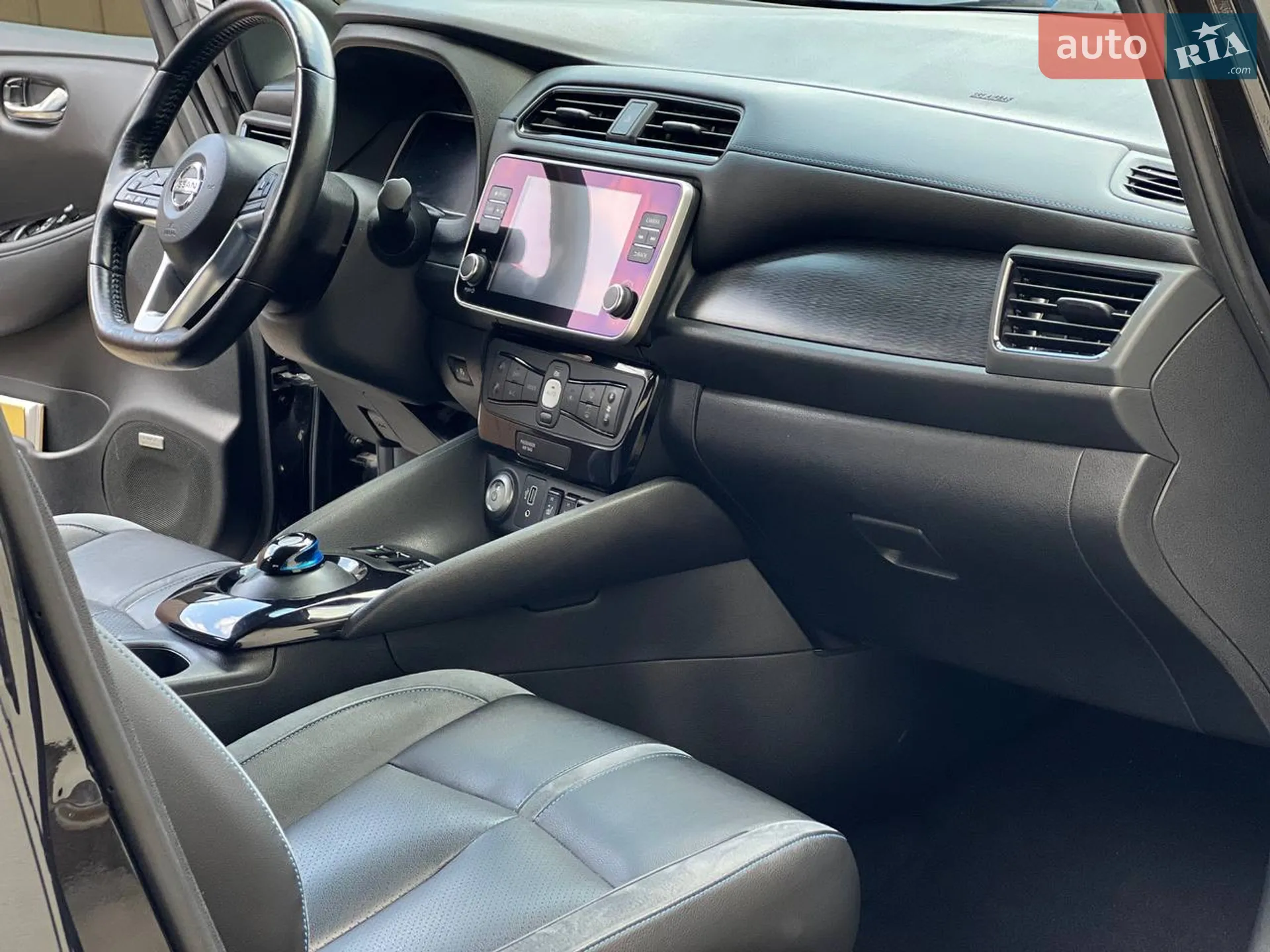 2020 Nissan Leaf - мініатюра 8