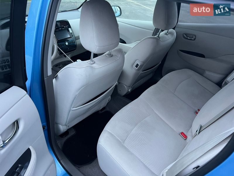 Хетчбек Nissan Leaf 2012 в Рівному фото 12 Хетчбек Nissan Leaf 2012 в Рівному