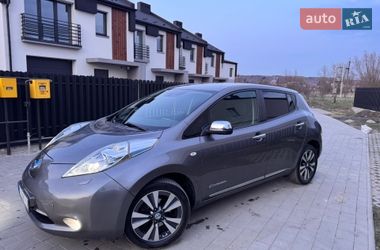 Хетчбек Nissan Leaf 2013 в Івано-Франківську