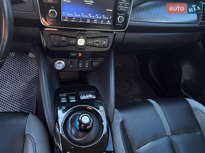 Хэтчбек Nissan Leaf 2018 в Ивано-Франковске