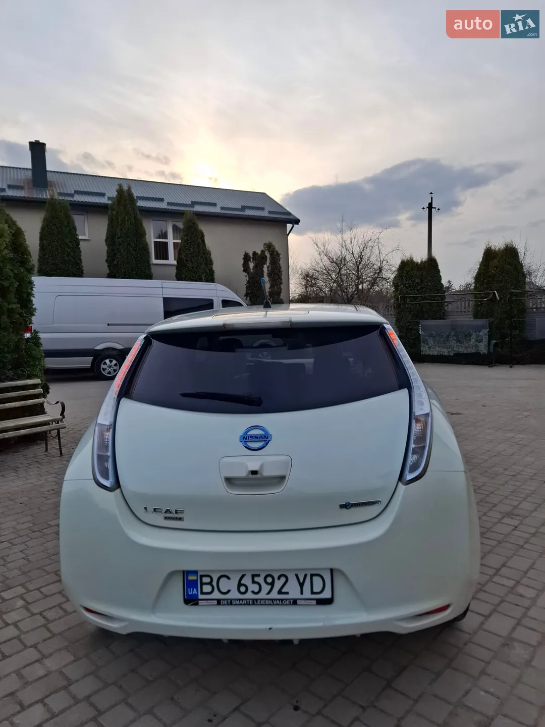 2013 Nissan Leaf - мініатюра 16