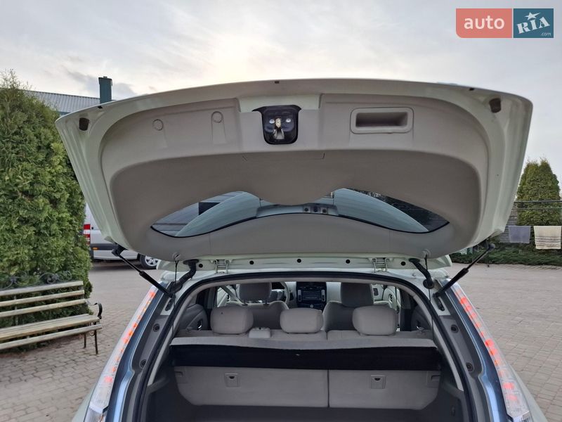 Хэтчбек Nissan Leaf 2013 в Золочеве фото 25 Хэтчбек Nissan Leaf 2013 в Золочеве