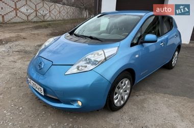 Хэтчбек Nissan Leaf 2012 в Днепре